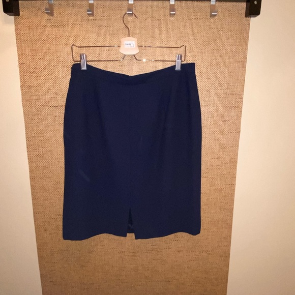 RIANI - Skirt - Picture 8 of 10